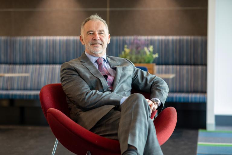 Portrait of the Australian Public Service Commissioner, Dr Gordon de Brouwer.