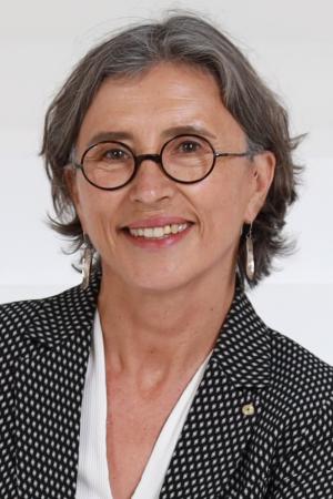 A photo of Lisa Jackson